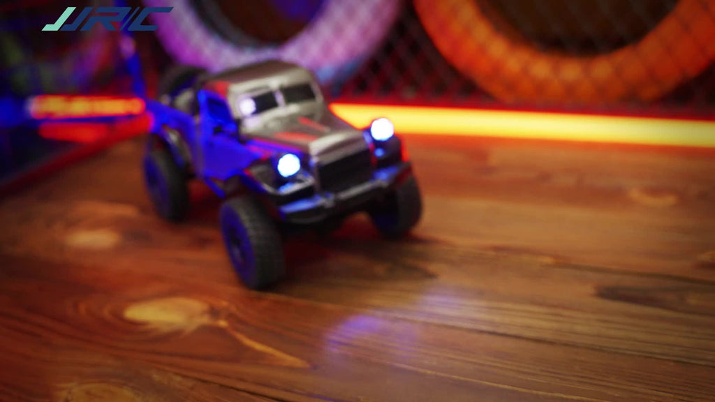 High-Torque RC Pickup Crawler 2025 High-Torque RC Pickup Crawler - Carbon Brushed Motor, Ultra-Low Center Chassis, Lightweight Vacuum Shell & Wide-Traction Axle System for All-Terrain Rock Climbing & Obstacle Dominance